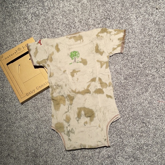 NWT Natural Life “It’s a Beautiful Day...” Onesie - Picture 4 of 4